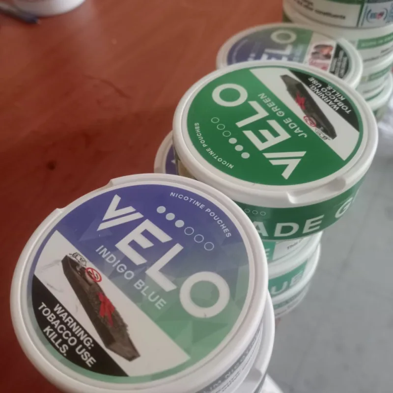 VELO Jade Green Nicotine Pouches (Strength 3) - VapeSoko